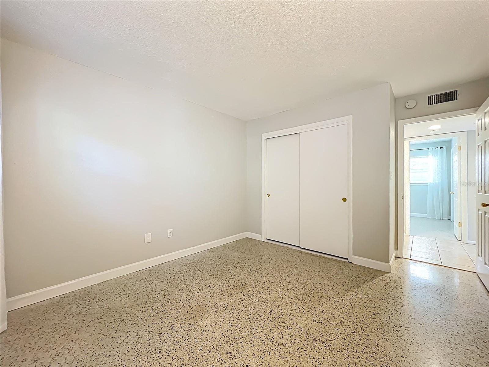 Image 36 of 50 For 1100 Delaney Avenue E15