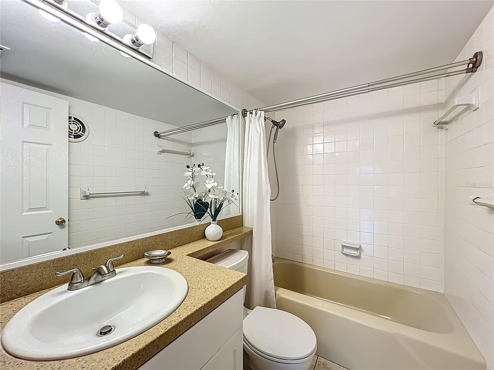 Image 39 of 50 For 1100 Delaney Avenue E15