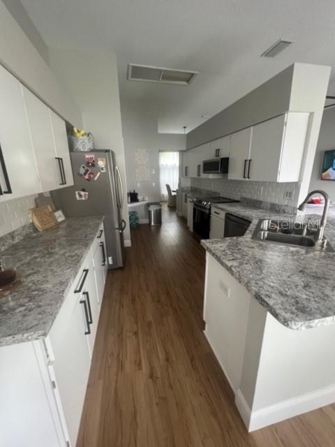 Image 3 of 6 For 1022 Beckstrom Drive