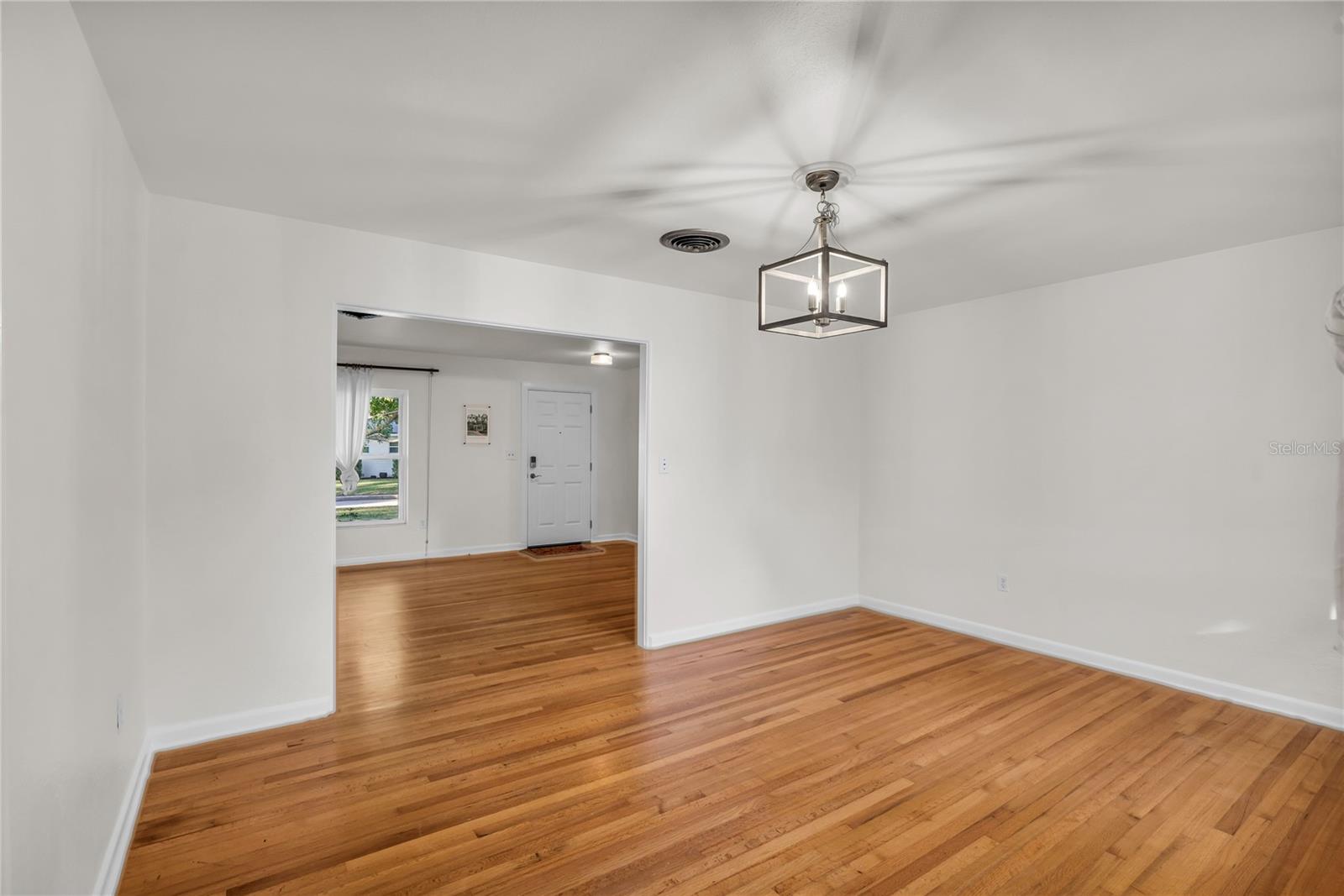 Image 14 of 34 For 1434 Roosevelt Street