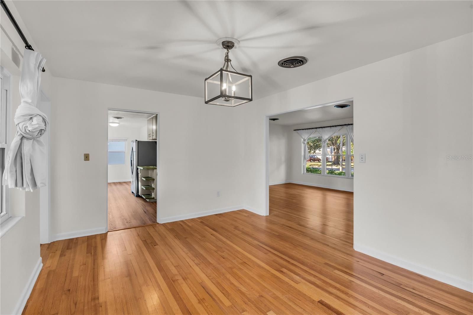 Image 15 of 34 For 1434 Roosevelt Street