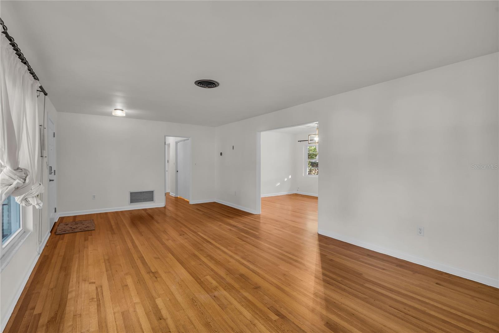 Image 18 of 34 For 1434 Roosevelt Street