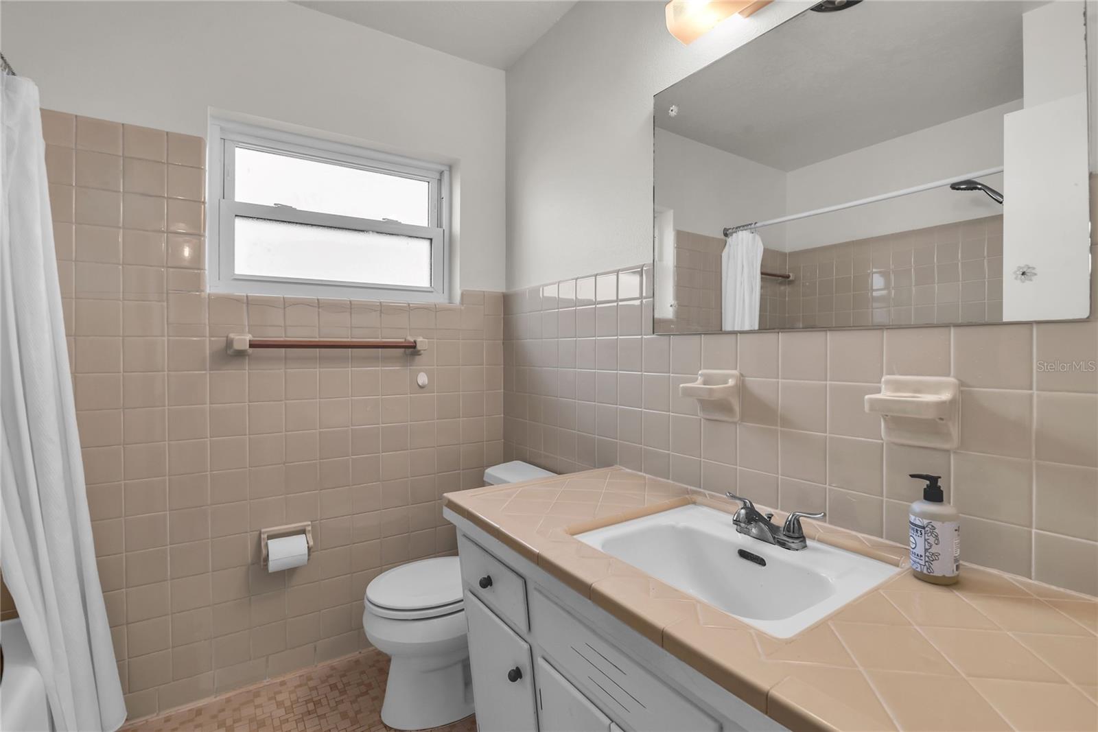 Image 26 of 34 For 1434 Roosevelt Street