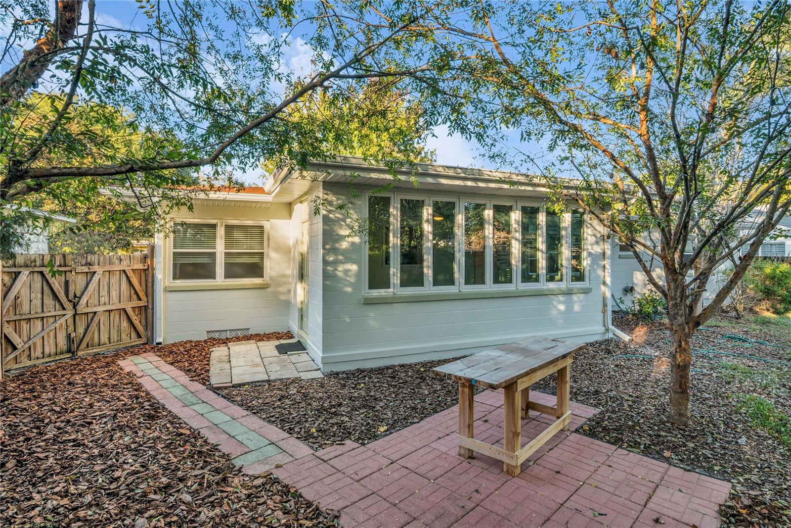 Image 5 of 34 For 1434 Roosevelt Street