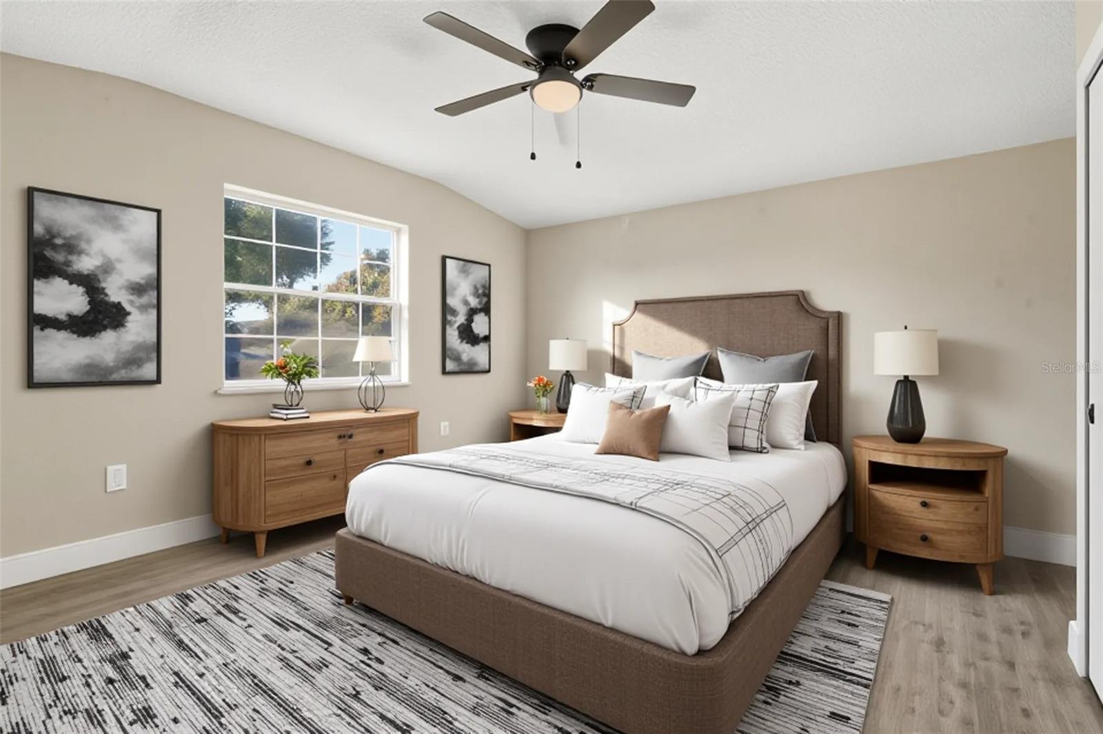 Image 25 of 52 For 843 Forester Avenue