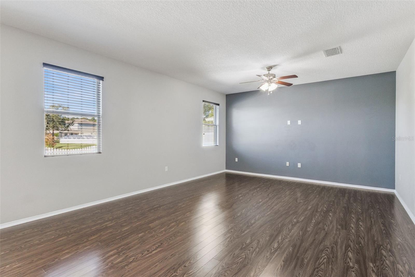 Image 5 of 39 For 5105 Ballark Street