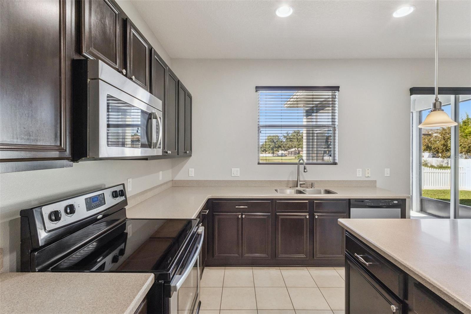 Image 7 of 39 For 5105 Ballark Street