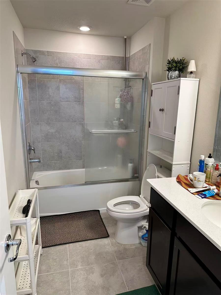 Image 18 of 29 For 2102 Charming Avenue