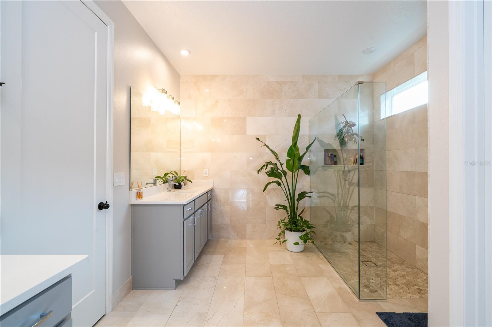 Image 34 of 54 For 16894 Wingspread Loop