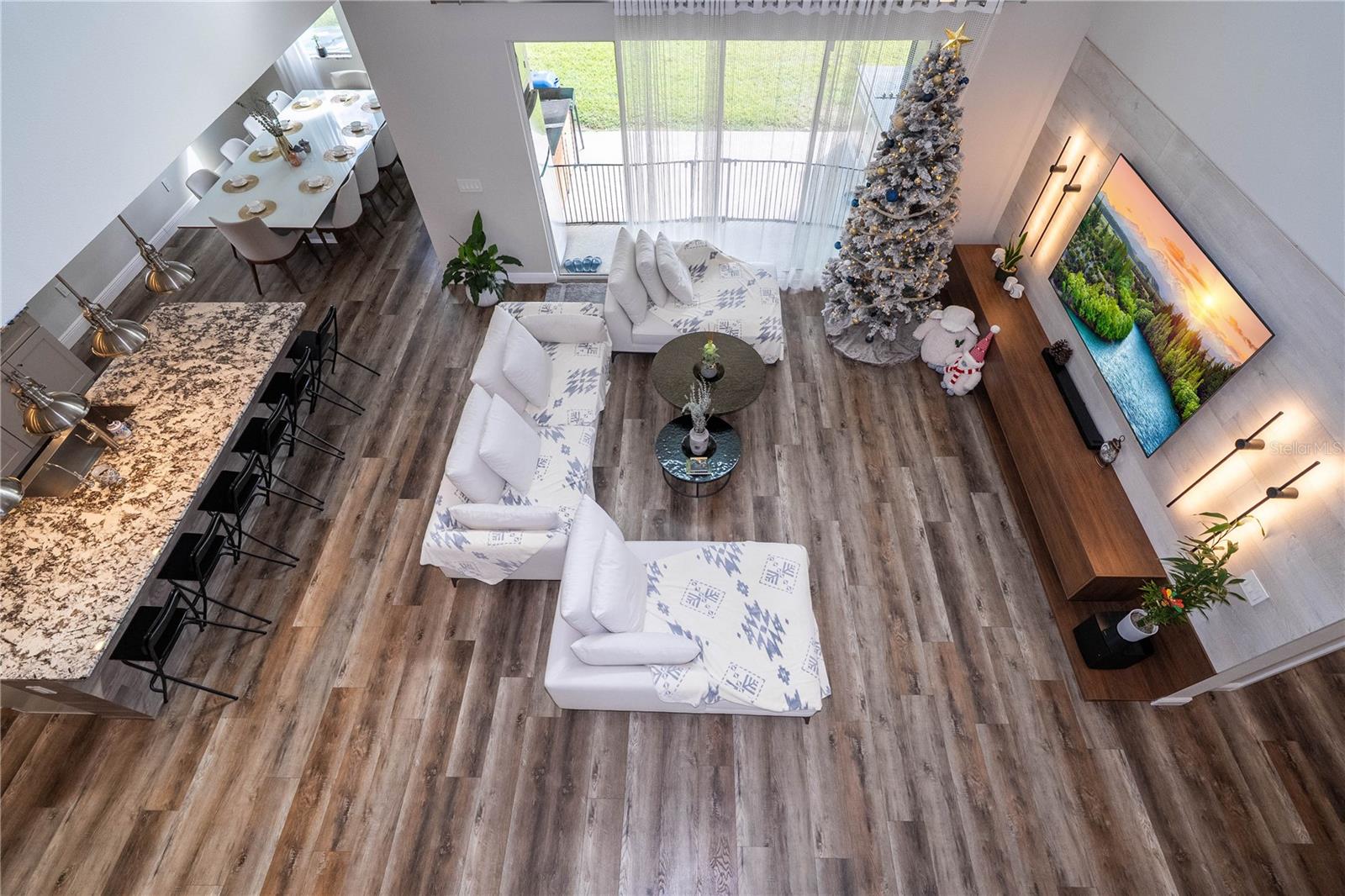 Image 39 of 54 For 16894 Wingspread Loop