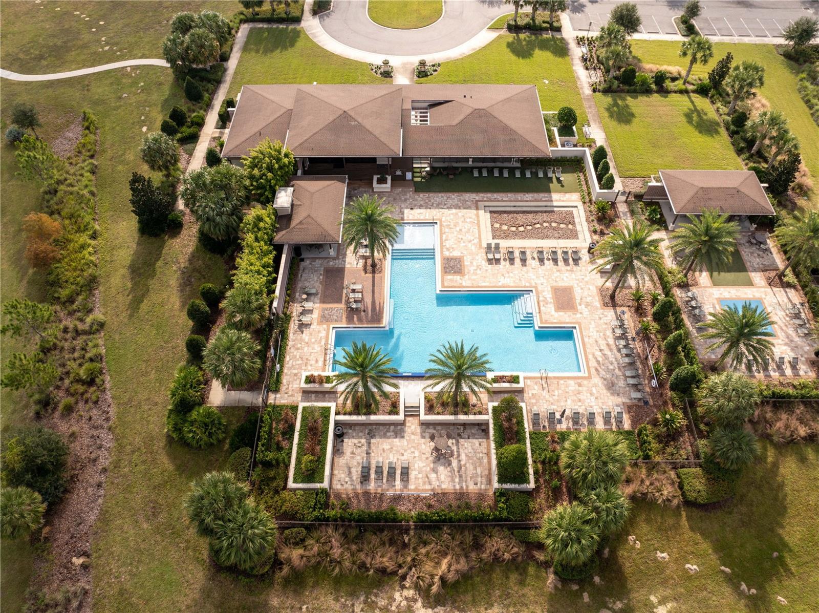 Image 49 of 54 For 16894 Wingspread Loop