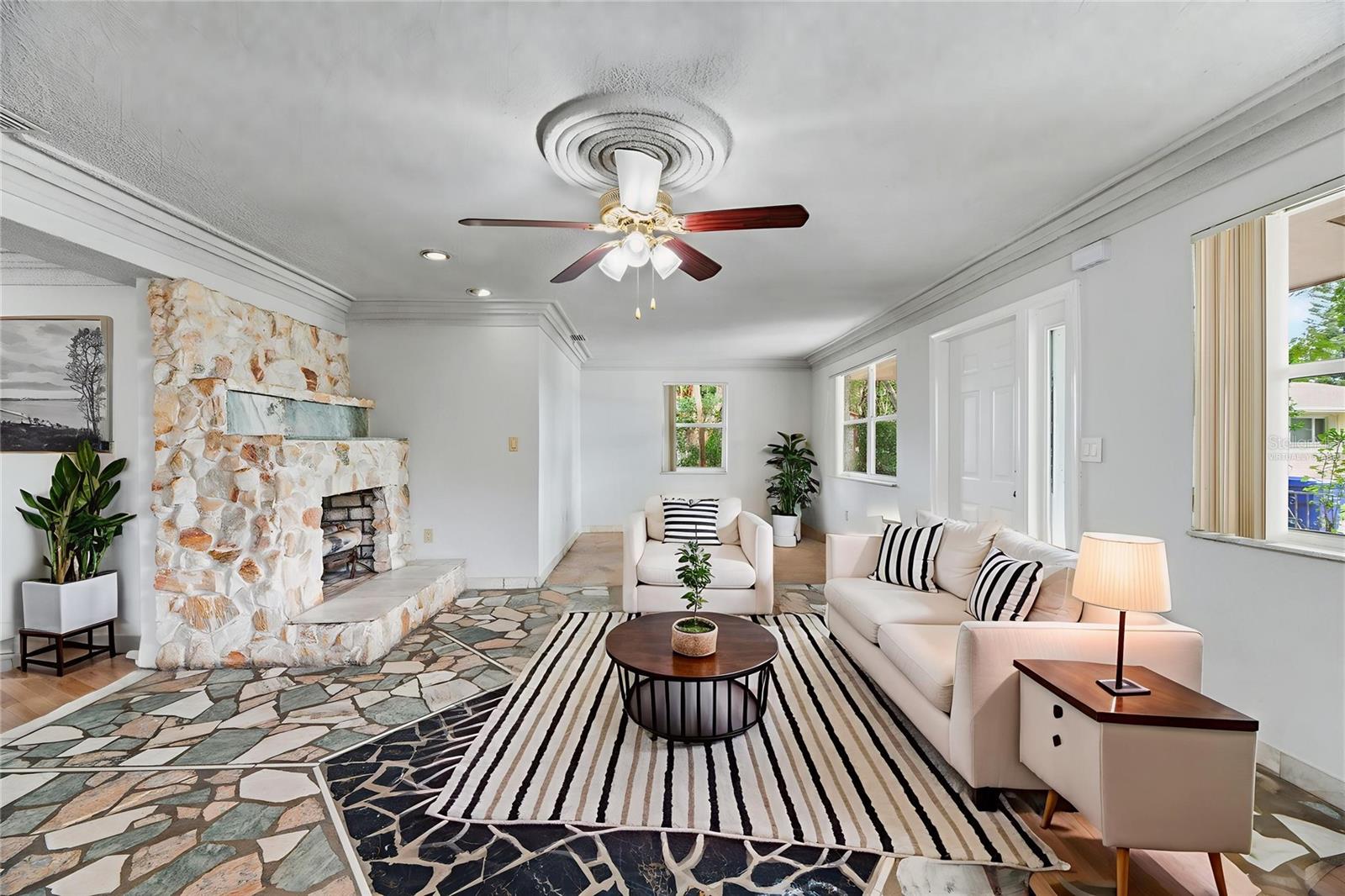 Image 2 of 40 For 5735 Hayes Street