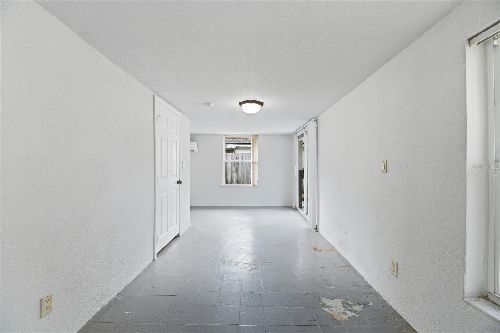 Image 34 of 40 For 5735 Hayes Street