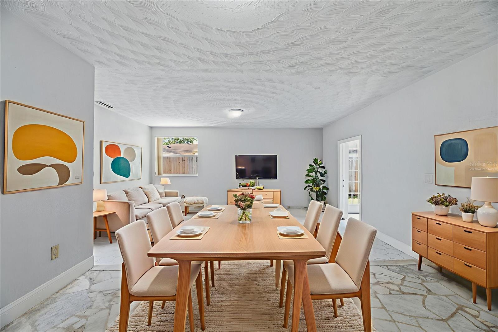 Image 4 of 40 For 5735 Hayes Street