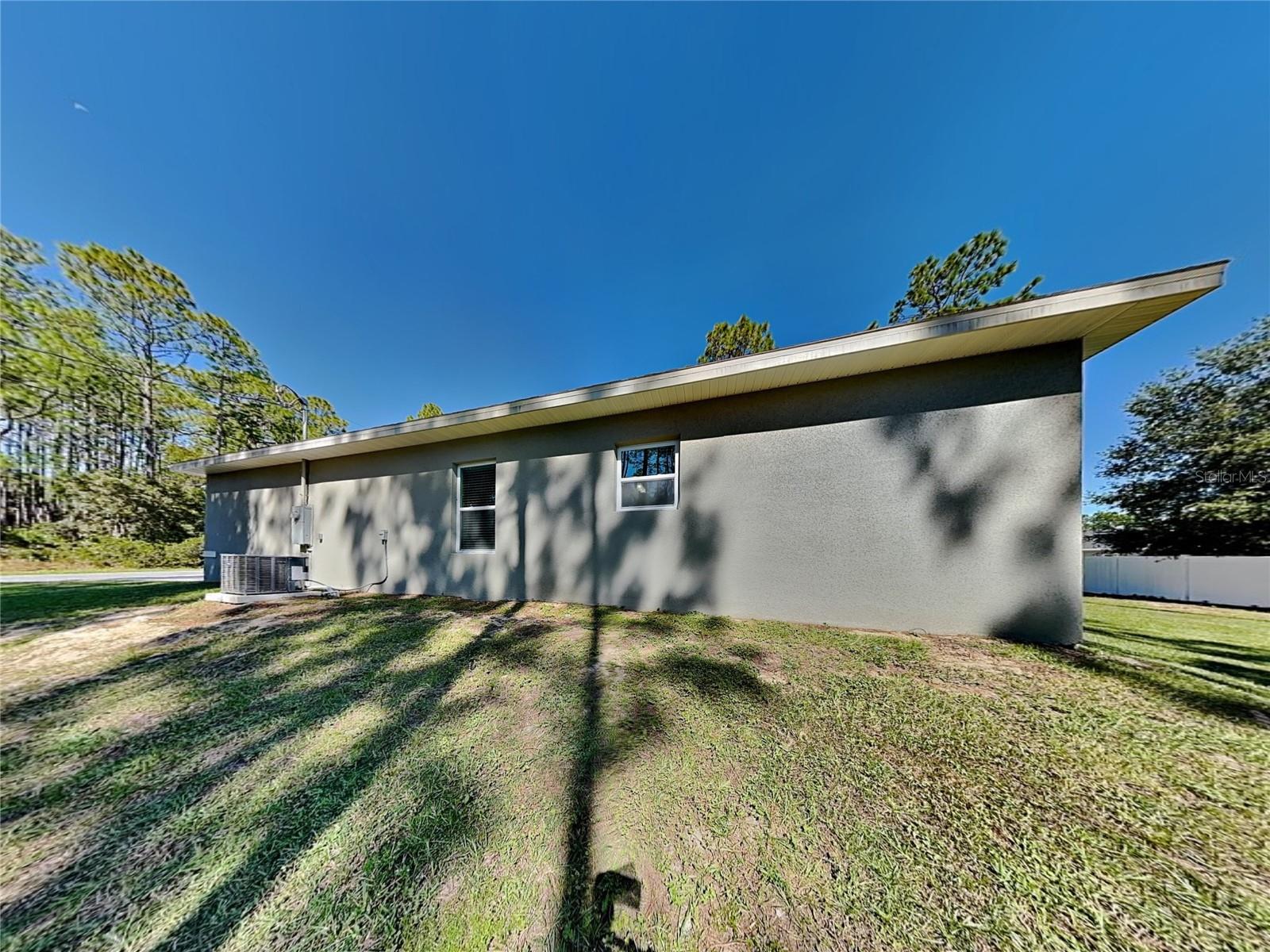 Image 13 of 15 For 7669 Paris Drive