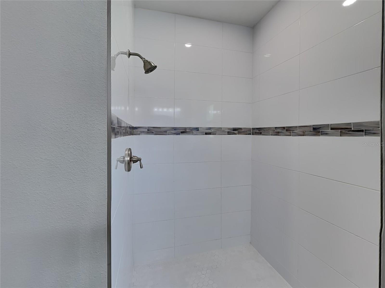 Image 8 of 15 For 7669 Paris Drive