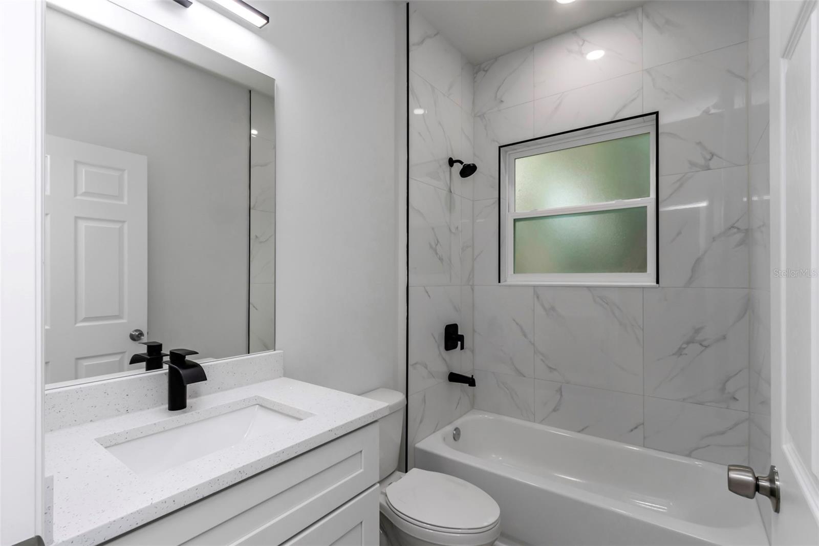 Listing photo id 8 for 7911 Pocono Drive