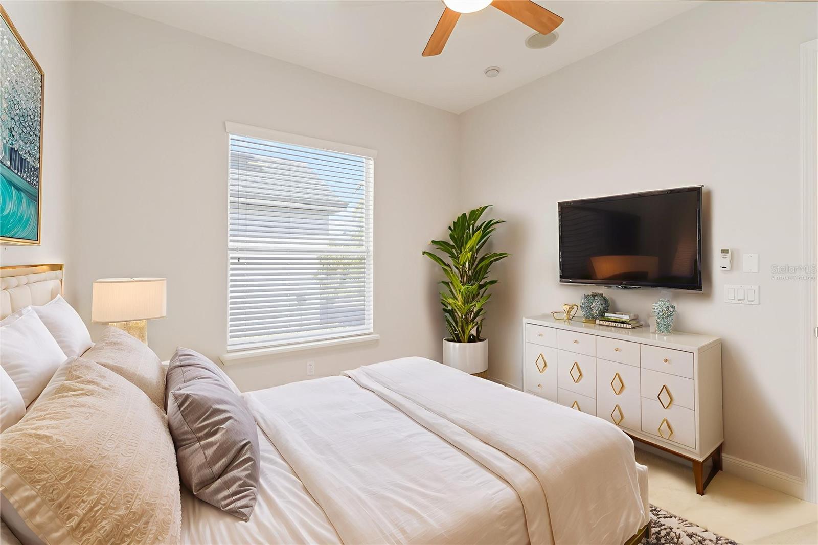 Image 16 of 37 For 6539 Everingham Lane