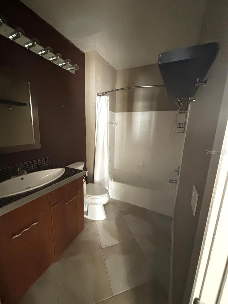 Image 10 of 28 For 2513 Maitland Crossing Way 202