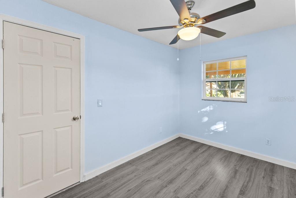 Image 14 of 18 For 3325 Marshall Street