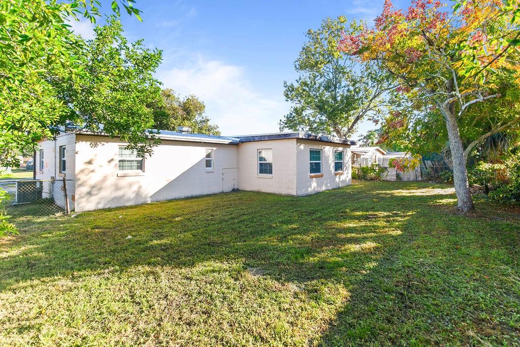 Image 17 of 18 For 3325 Marshall Street