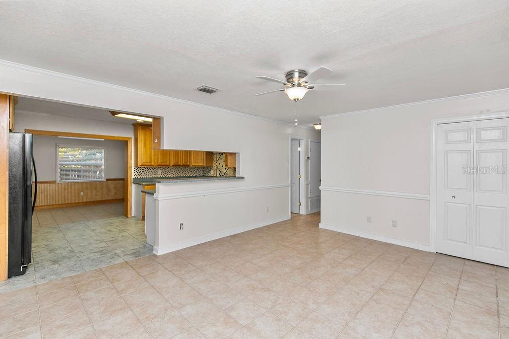 Image 5 of 18 For 3325 Marshall Street