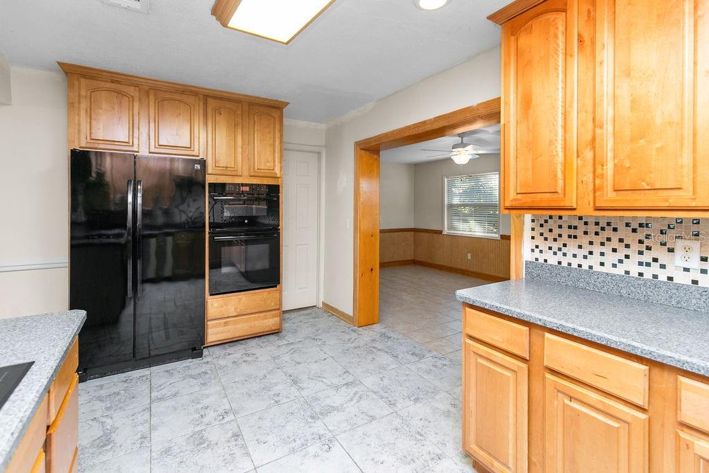 Image 8 of 18 For 3325 Marshall Street