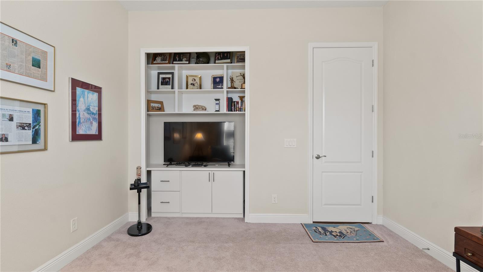 Image 29 of 84 For 1980 Flora Pass Place