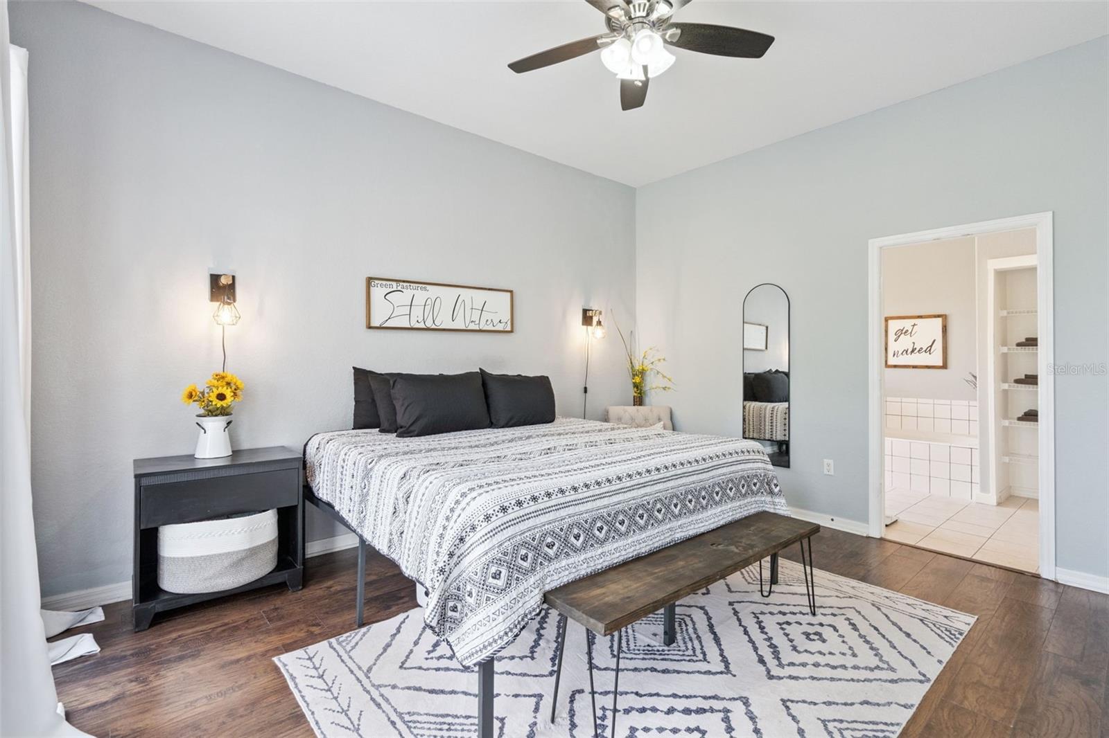 Image 10 of 36 For 369 Vizcay Way