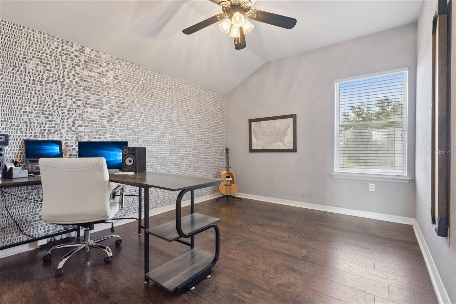 Image 24 of 36 For 369 Vizcay Way