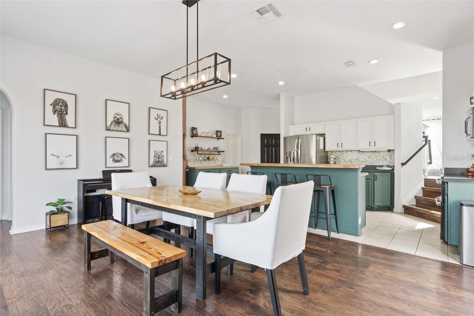 Image 4 of 36 For 369 Vizcay Way