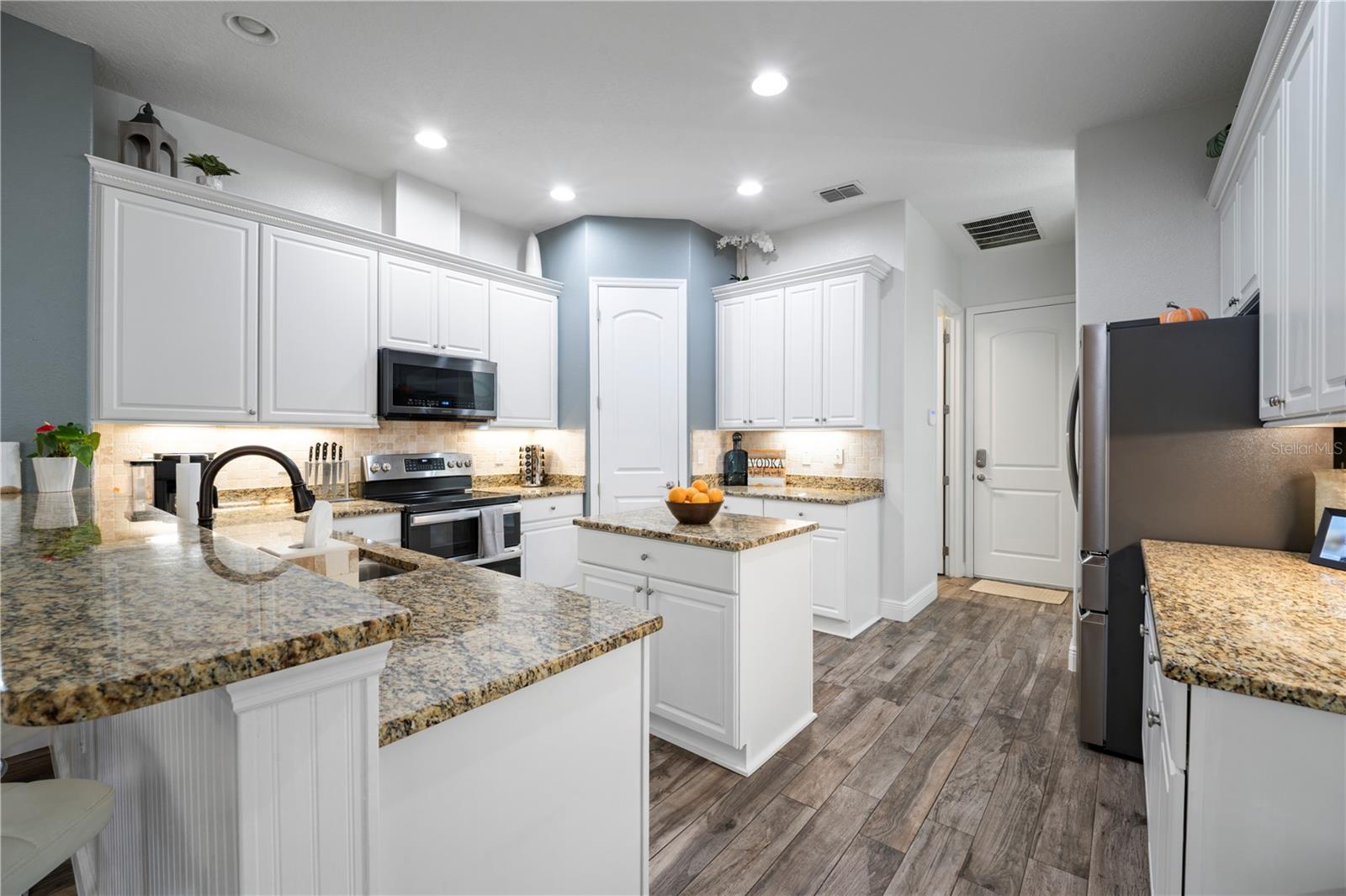 Image 14 of 47 For 2891 Swoop Circle