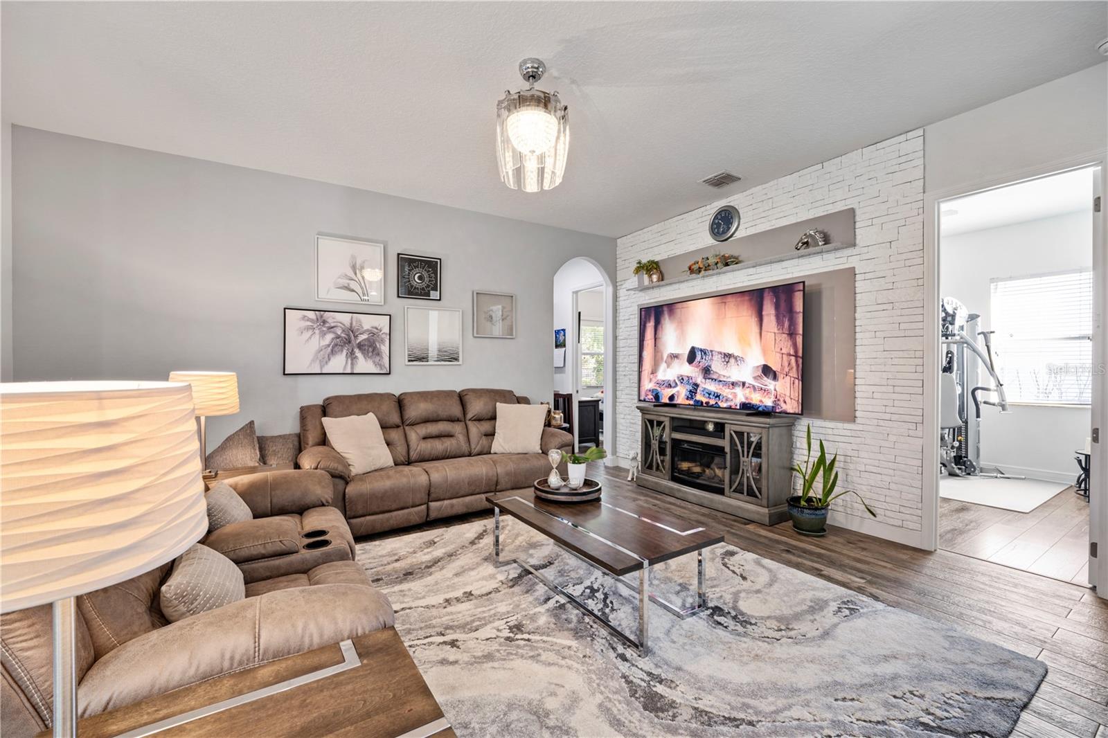 Image 17 of 47 For 2891 Swoop Circle