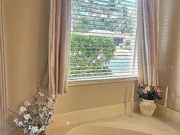 Image 26 of 44 For 9535 Maiden Court