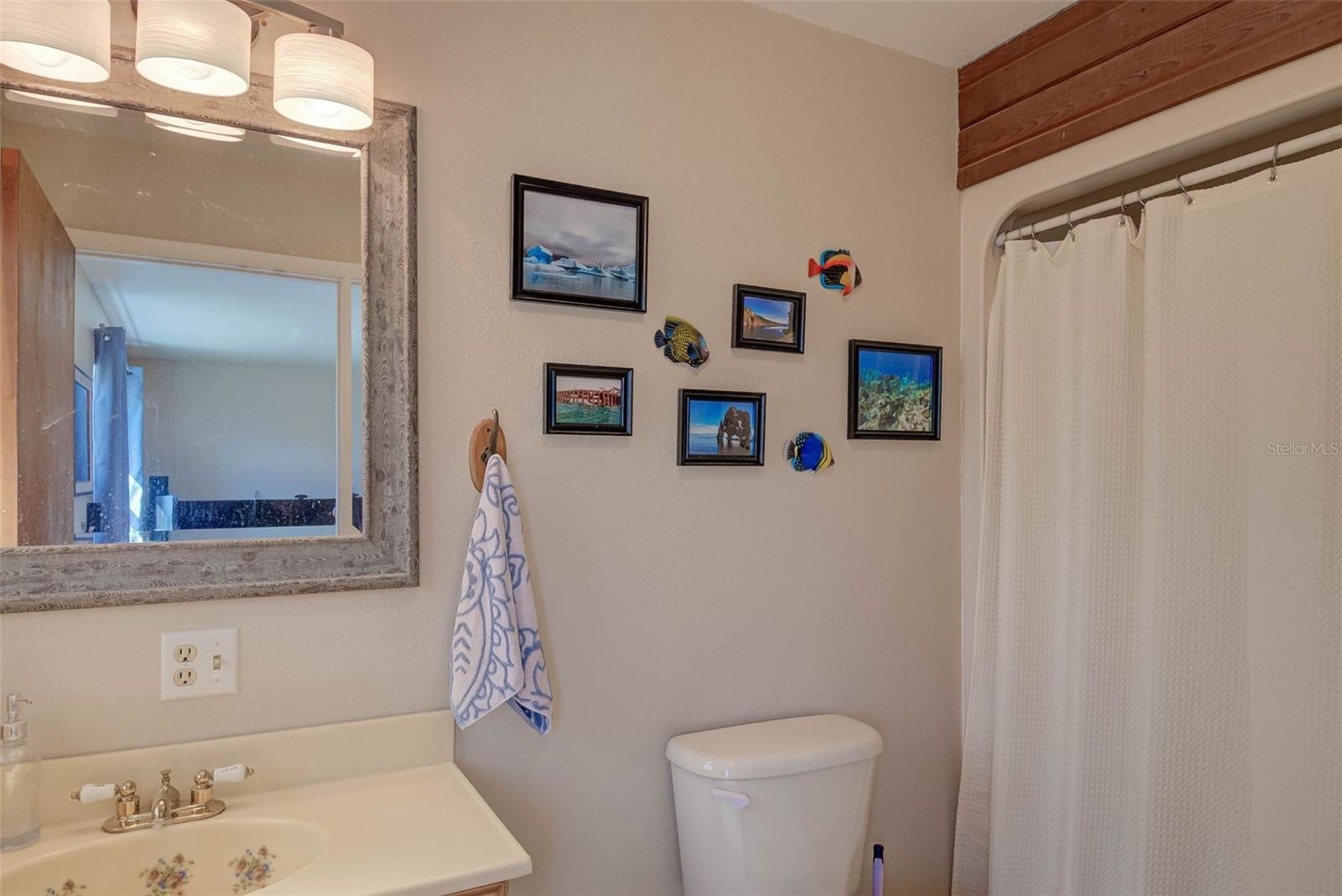 Image 20 of 33 For 373 Hile Lane