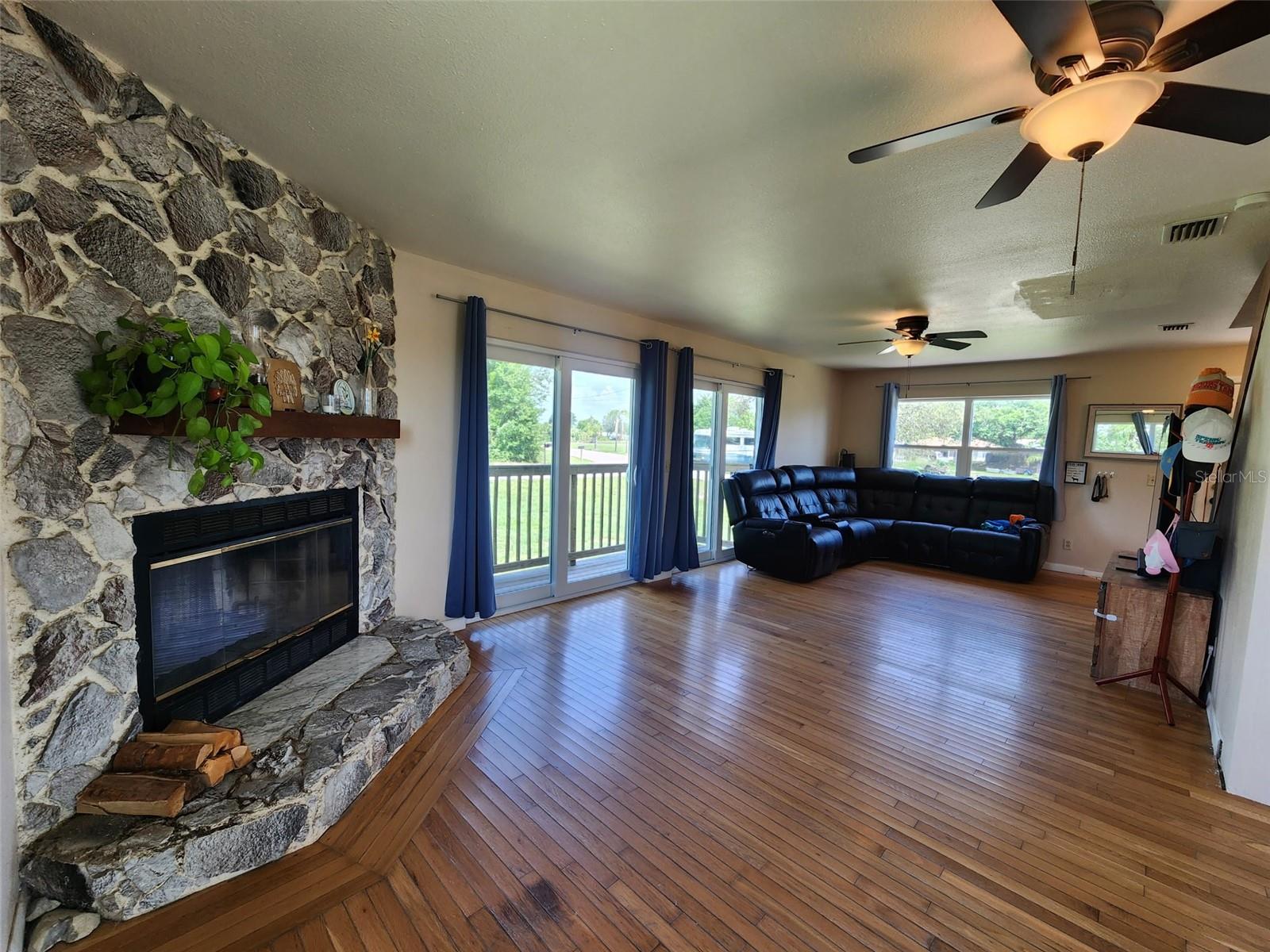 Image 3 of 33 For 373 Hile Lane