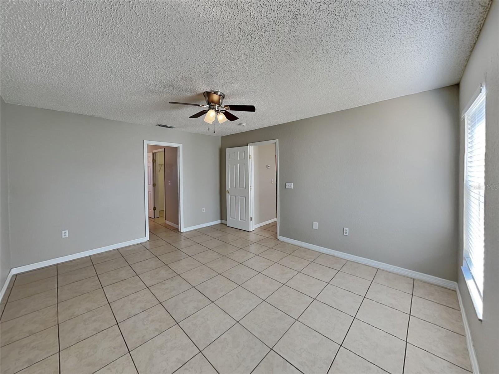 Image 12 of 20 For 817 Highland Crest Loop