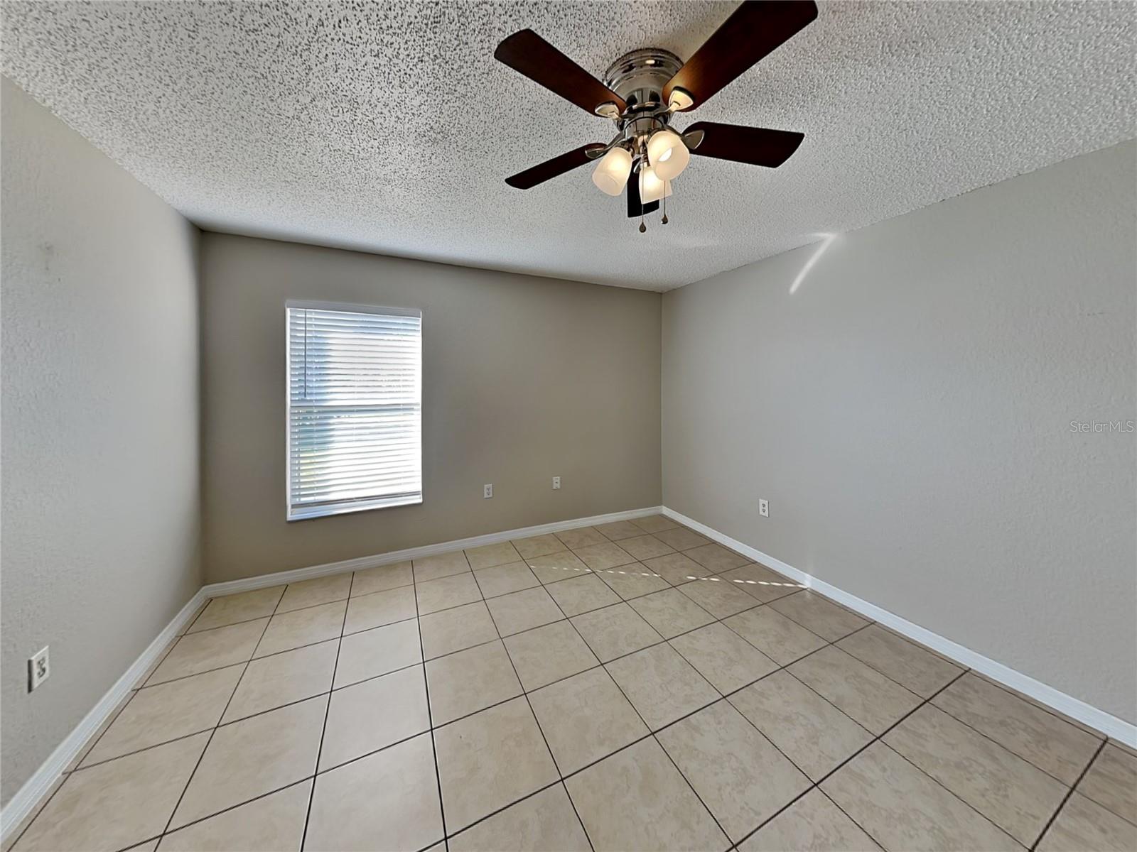 Image 13 of 20 For 817 Highland Crest Loop