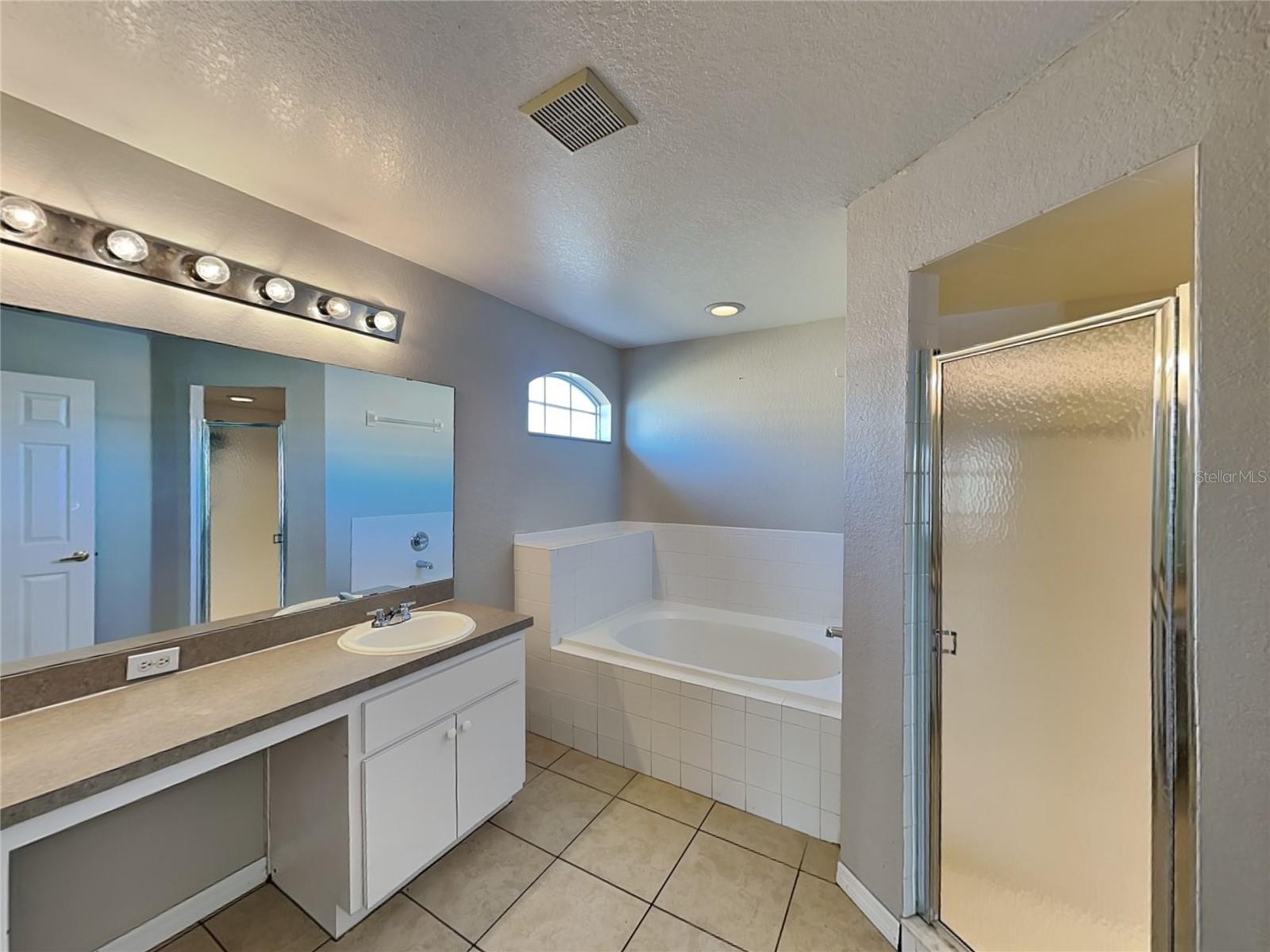 Image 15 of 20 For 817 Highland Crest Loop