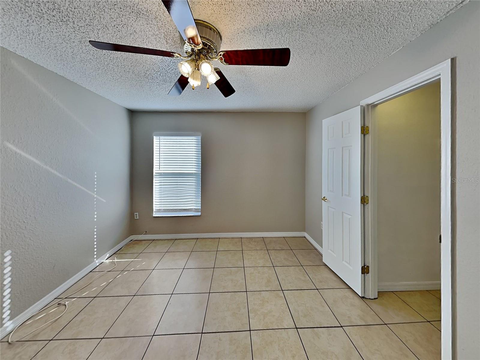 Image 18 of 20 For 817 Highland Crest Loop