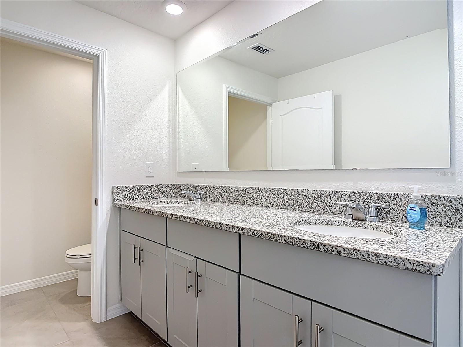 Image 19 of 39 For 3009 Meleto Boulevard