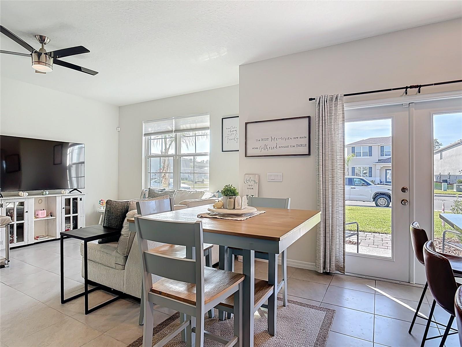 Image 8 of 39 For 3009 Meleto Boulevard