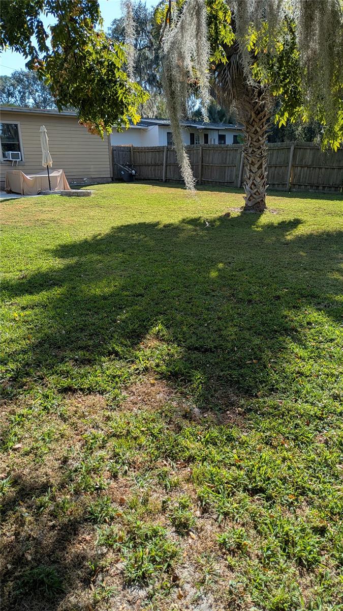 Image 4 of 19 For 1109 Lee Street