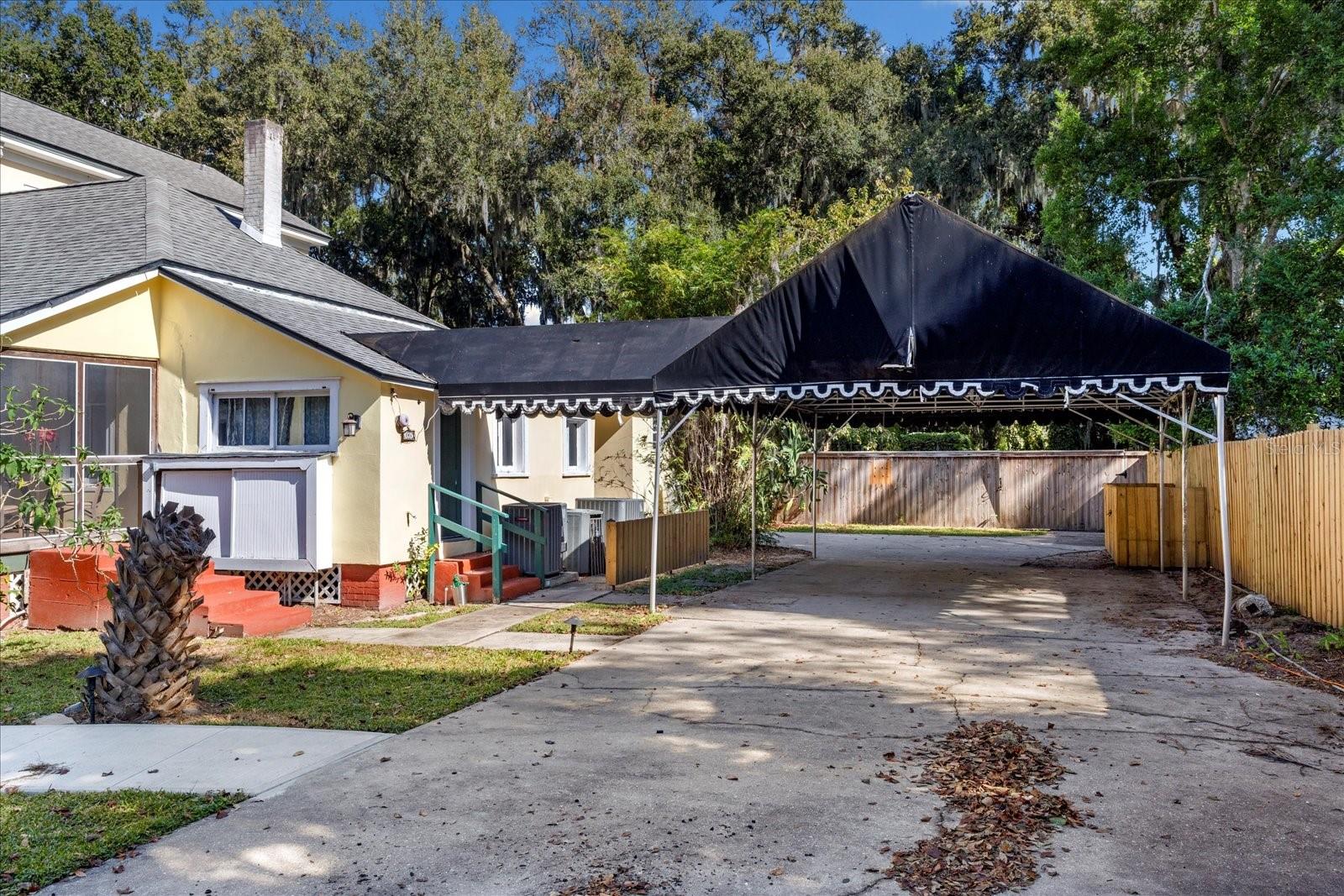 Image 15 of 62 For 620 Tubb Street