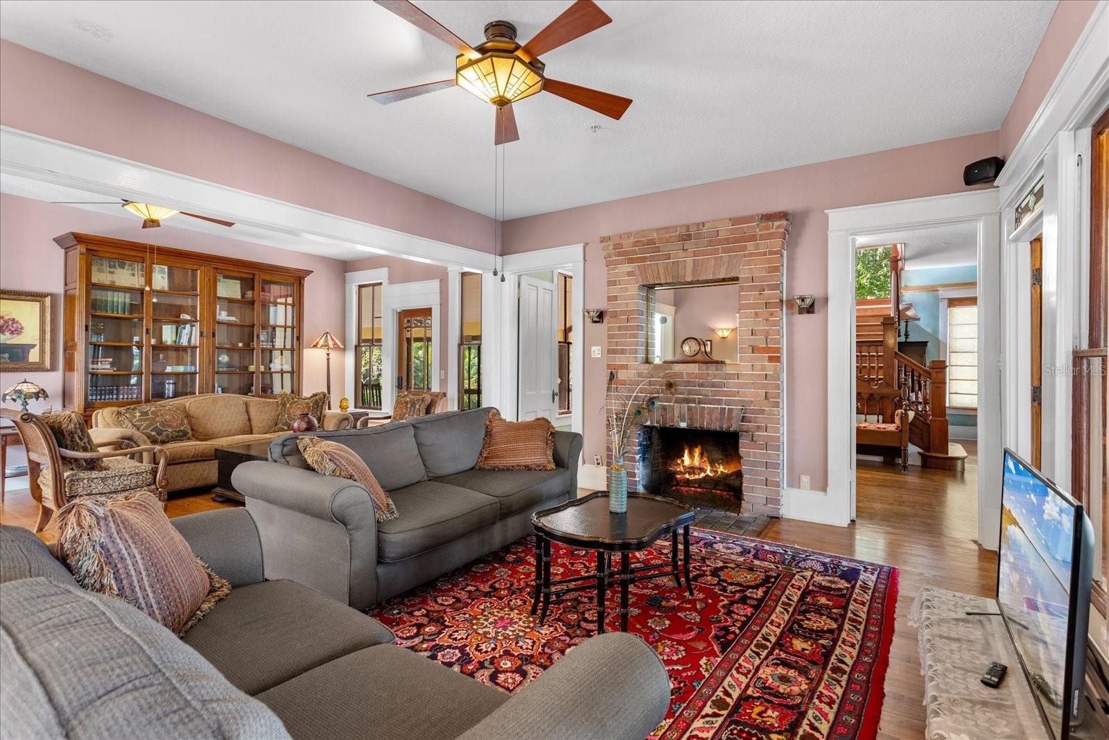 Image 21 of 62 For 620 Tubb Street