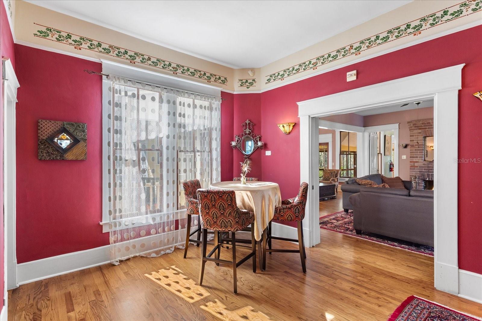 Image 26 of 62 For 620 Tubb Street