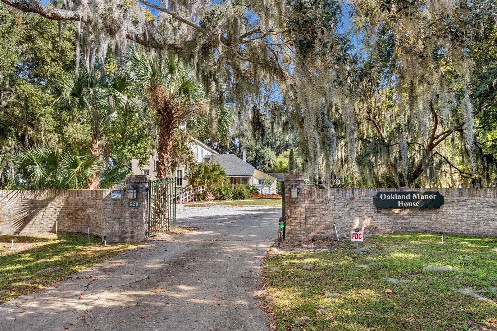 Image 3 of 62 For 620 Tubb Street