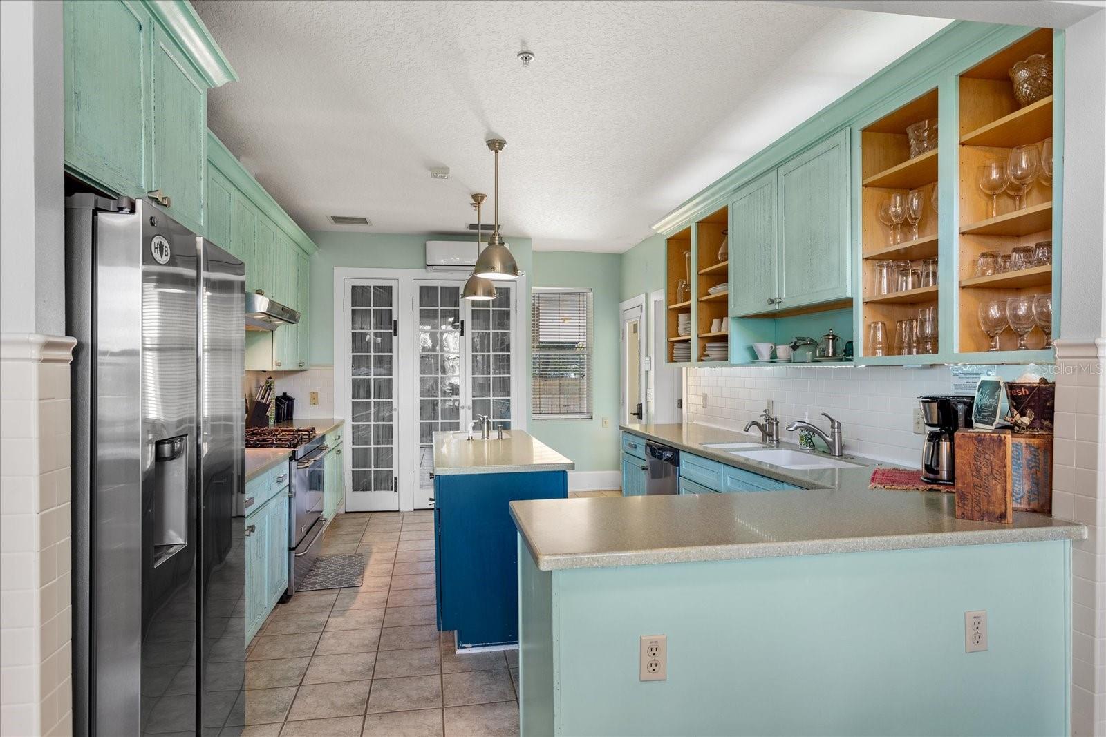 Image 32 of 62 For 620 Tubb Street