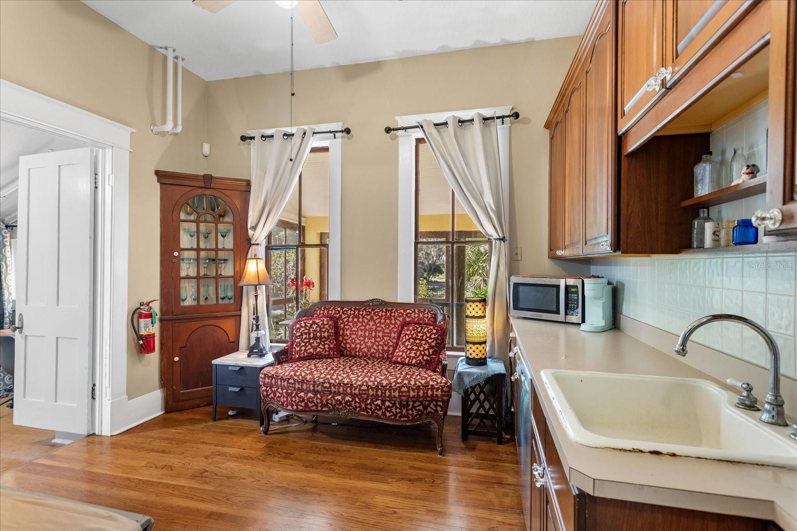 Image 47 of 62 For 620 Tubb Street