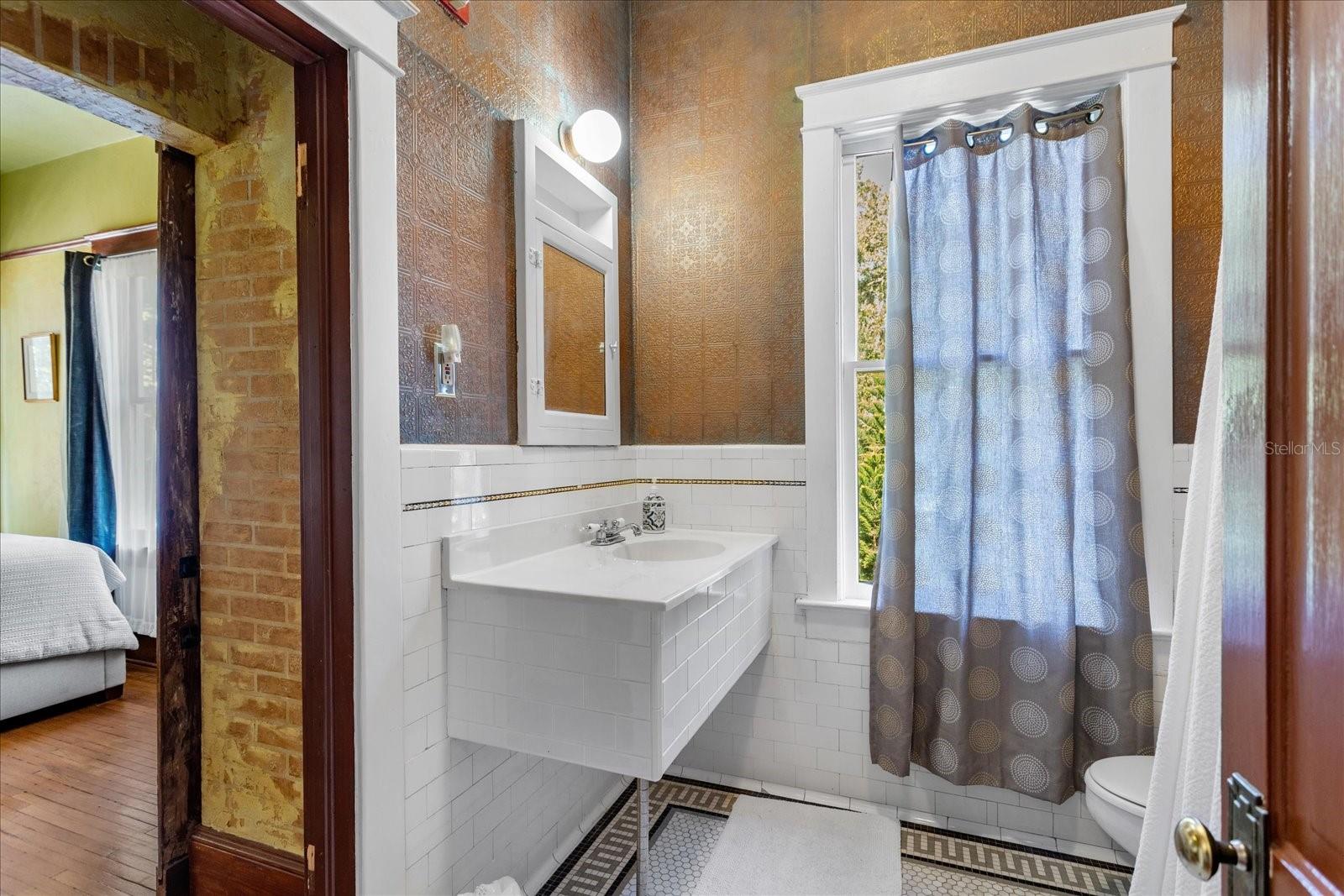 Image 59 of 62 For 620 Tubb Street